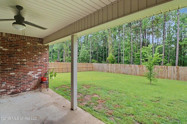 Building Photo - 15550 Soaring Loop