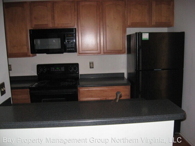 Building Photo - 1 br, 1 bath House - 12155 PENDERVIEW TER ...