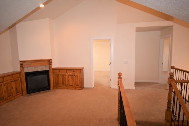 Building Photo - 1040 N 130 W