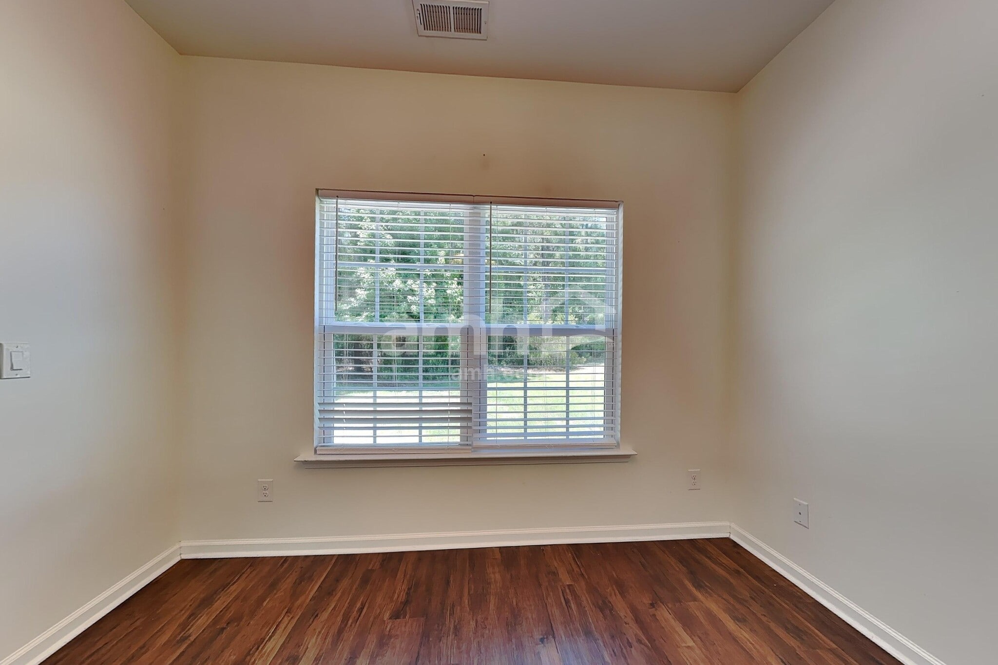 Building Photo - 37 Sand Live Oak Dr