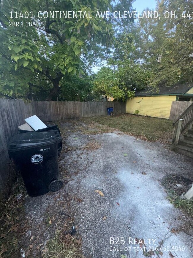 Building Photo - 11401 Continental Ave