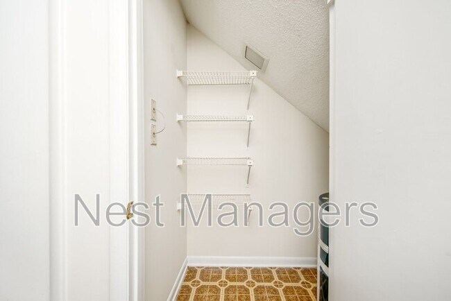 Building Photo - 503 Cypress Trace Dr