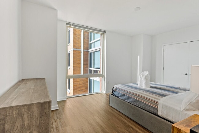 Building Photo - 8106 Leesburg Pike