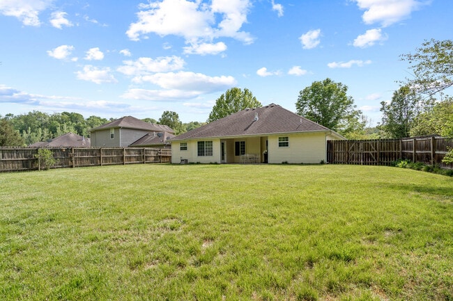 Building Photo - 2404 Lubbock Ct