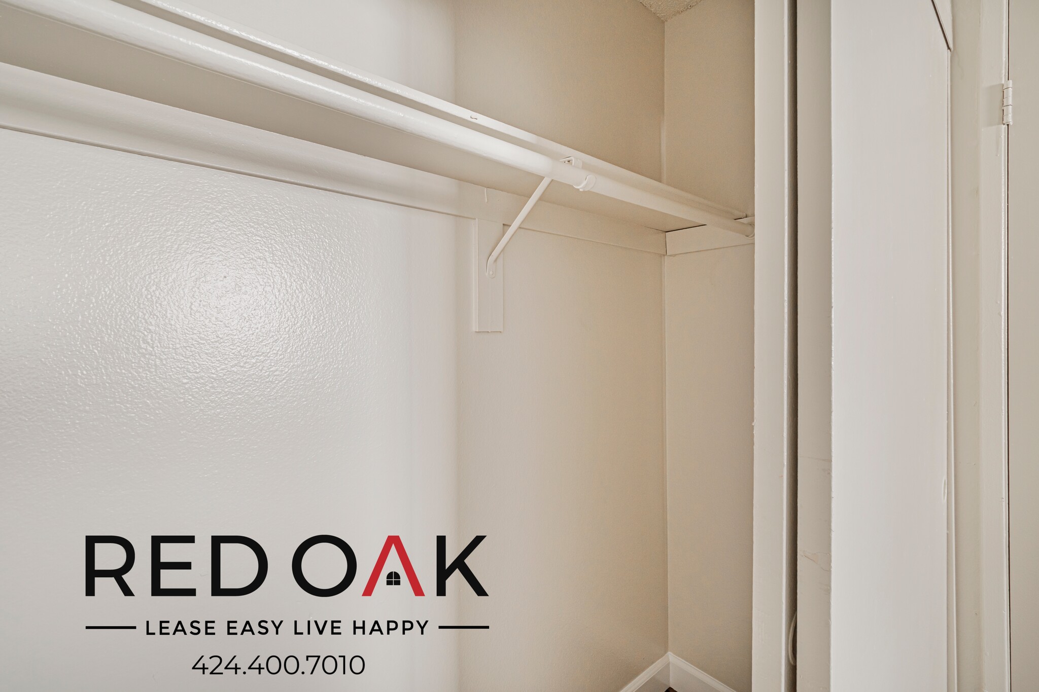 Building Photo - 12883 San Fernando Rd