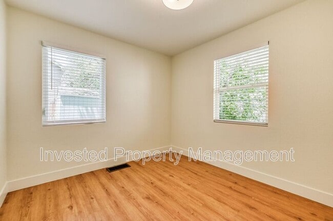 Building Photo - 3641 Josephine St