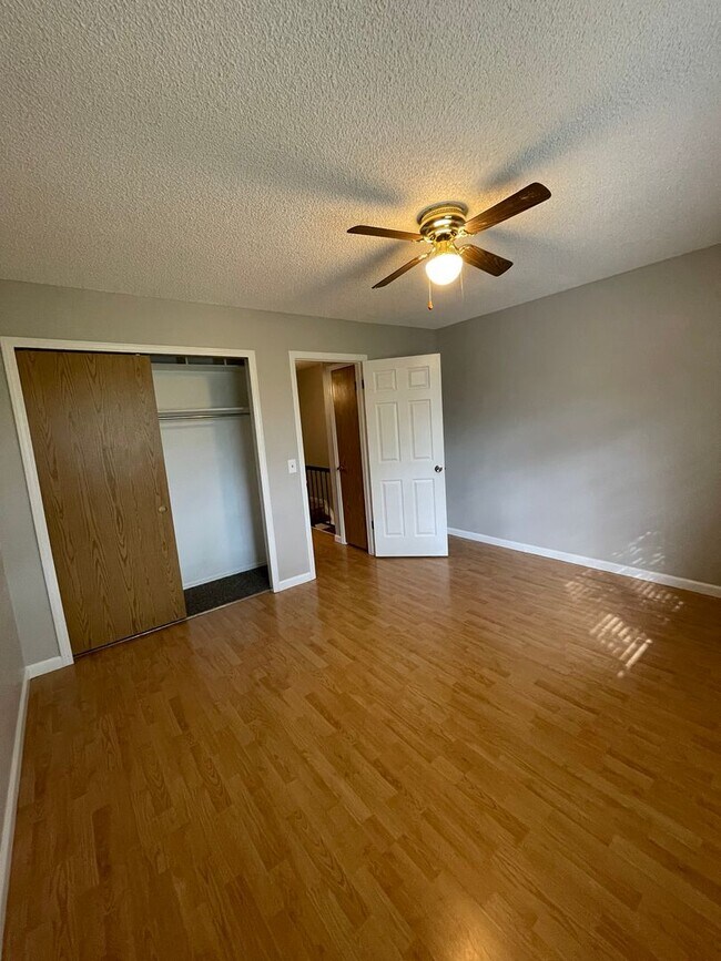 Building Photo - Charming 3-Bedroom Home in Victoria Place neighborhood! MOVE IN SPECIAL!!