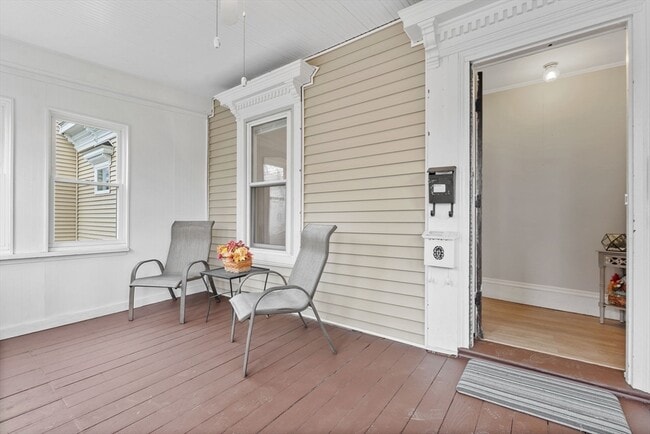 Building Photo - 26 High St