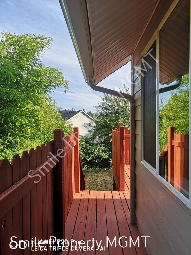 Building Photo - 13108 SE Cora St