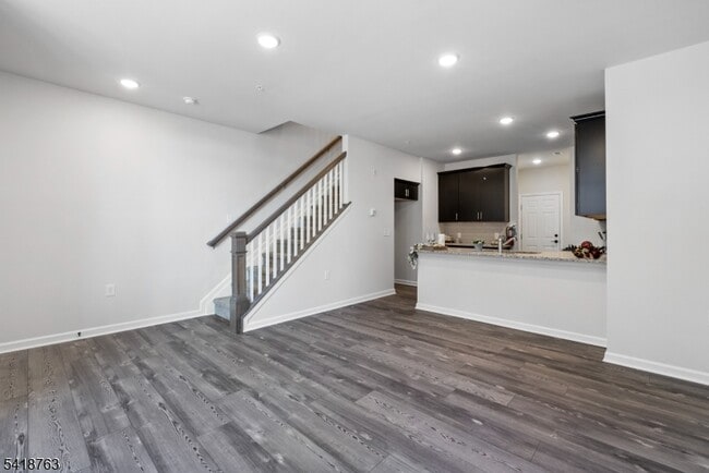 Building Photo - 39 Robeson St