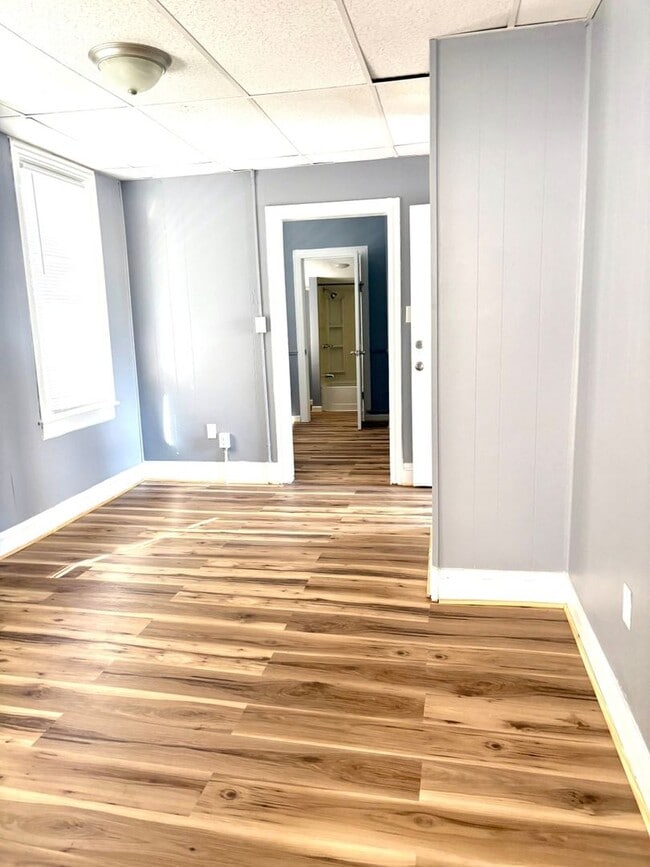 Building Photo - 1 bed 1 bath