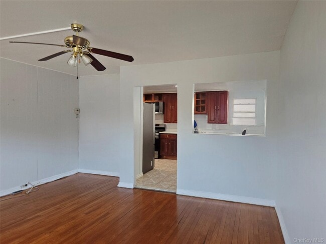 Building Photo - 139 Sickles Ave
