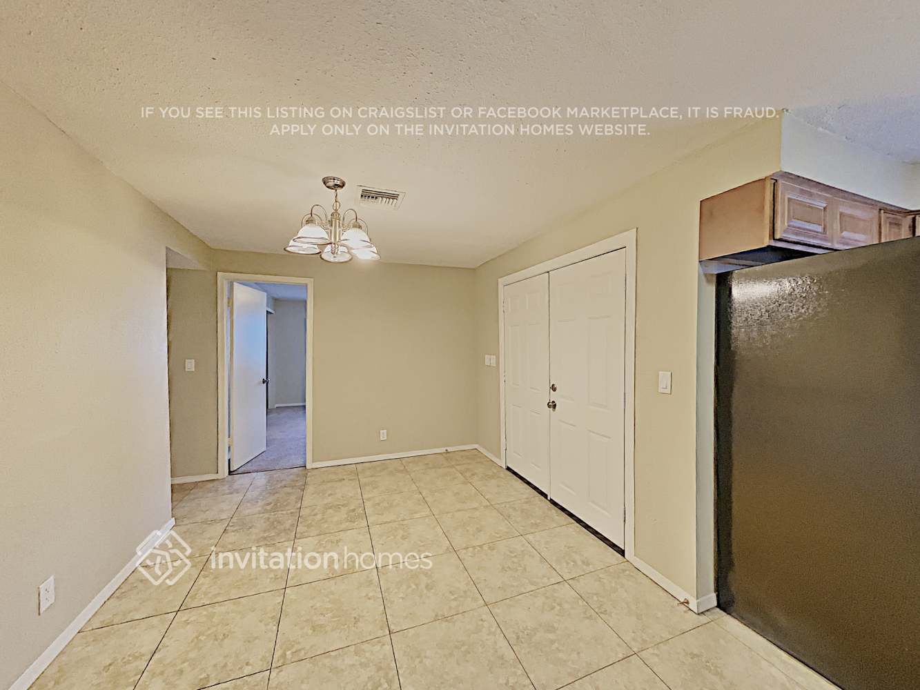 Building Photo - 2713 E Juniper Ave