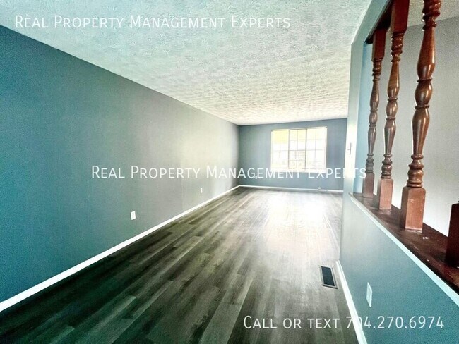 Building Photo - 5120 Speyside Ct