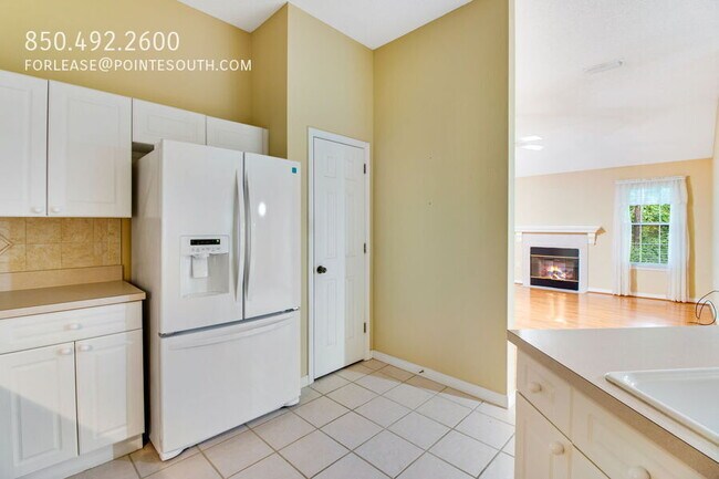 Building Photo - 366 Bay Tree Dr