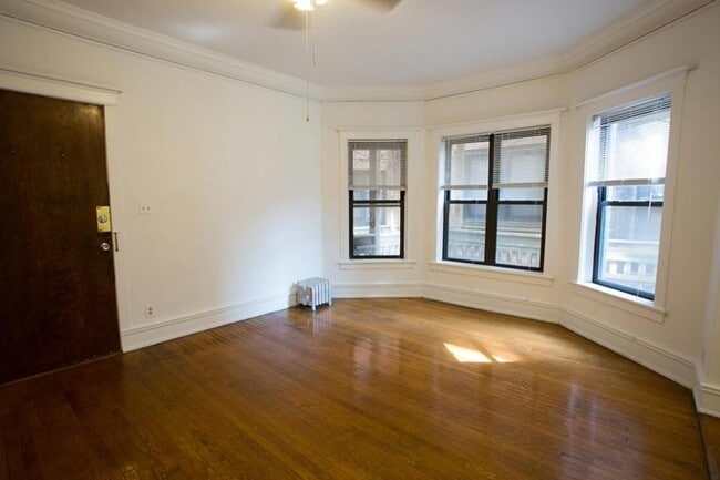 Floorplan - 5474-5480 S. Hyde Park Boulevard