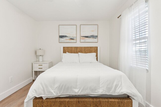 Building Photo - Charming Lowcountry Home for Rent on Edisto Island