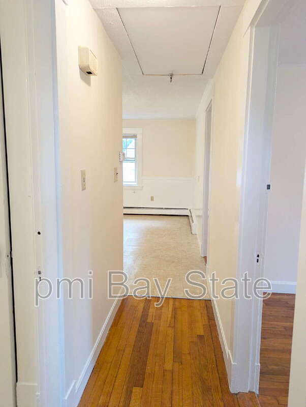 Building Photo - 29 Frairy St