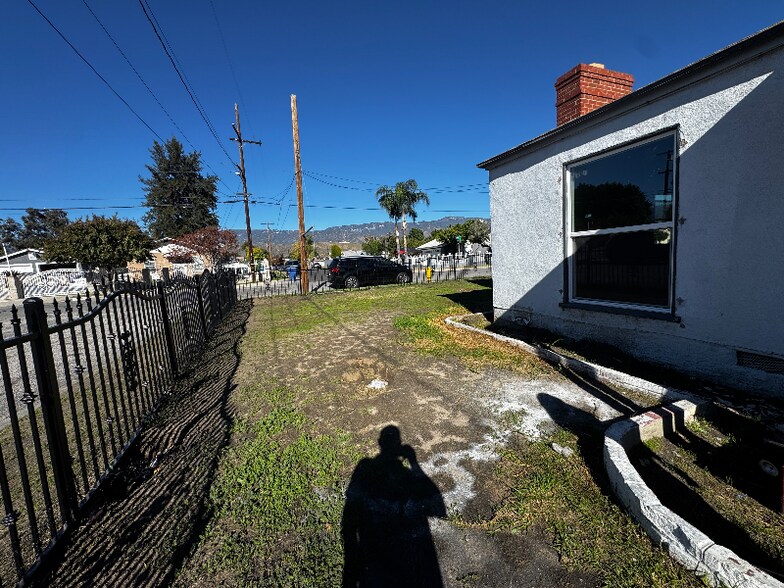 Building Photo - 1895 Turrill Ave