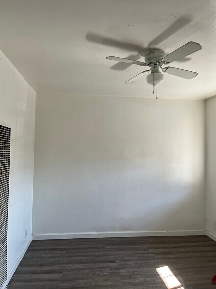 Building Photo - 942 Di Giulio Ave