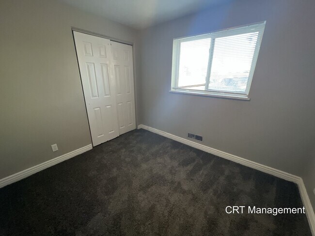 Building Photo - Freshly Updated 3-Bedroom, 1-Bathroom