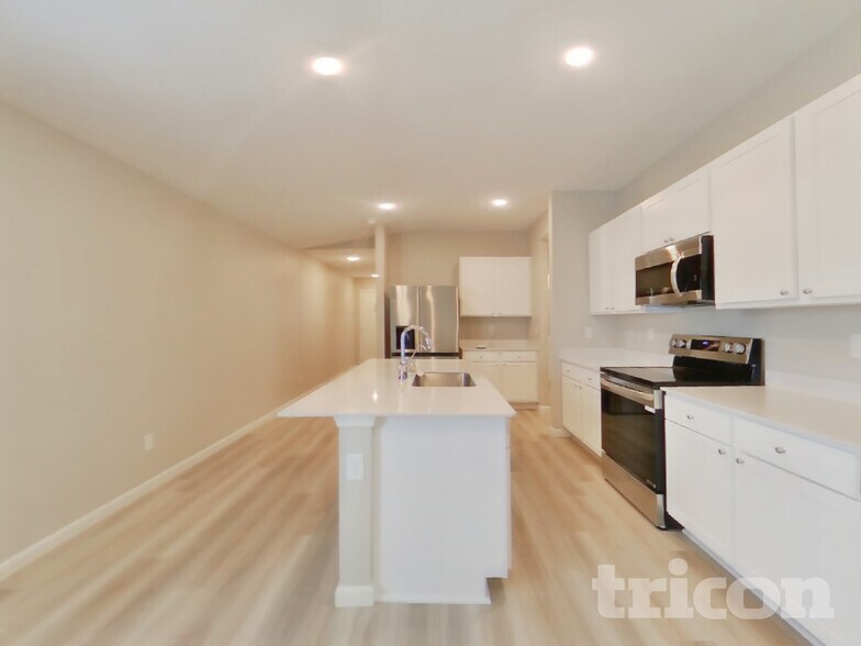 Building Photo - 2909 Grand Finale St