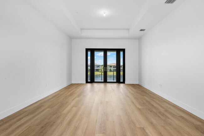 Building Photo - 9516 Riverside Pk Dr