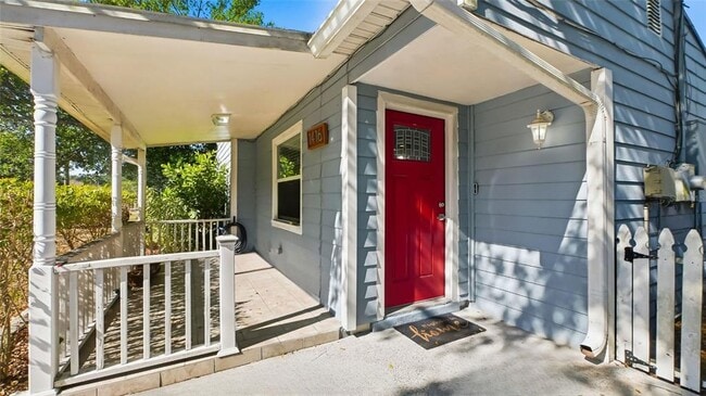 Primary Photo - 1416 E Frierson Ave