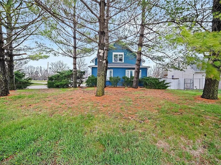 Building Photo - 1725 Army Post Rd