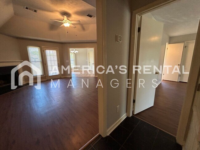 Building Photo - Home for rent in Montgomery!!! Available NOW!!!