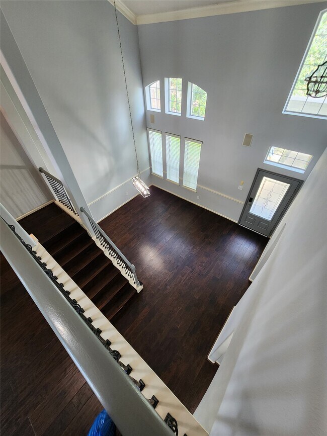 Building Photo - 16935 Jelly Park Stone Dr