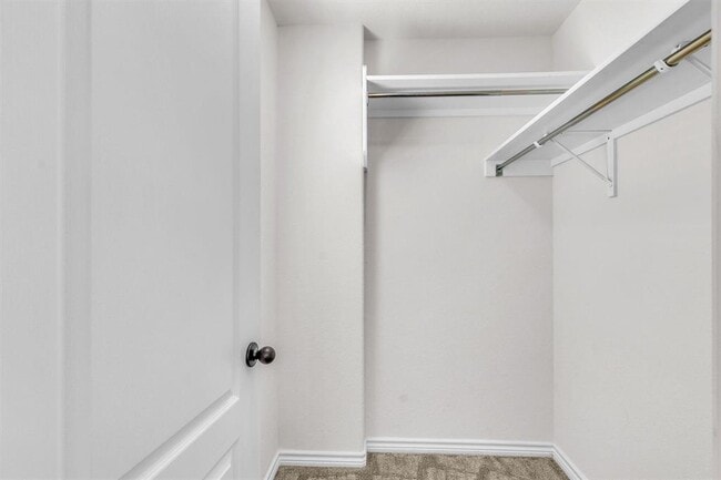 Building Photo - 3894 Bentwood Way