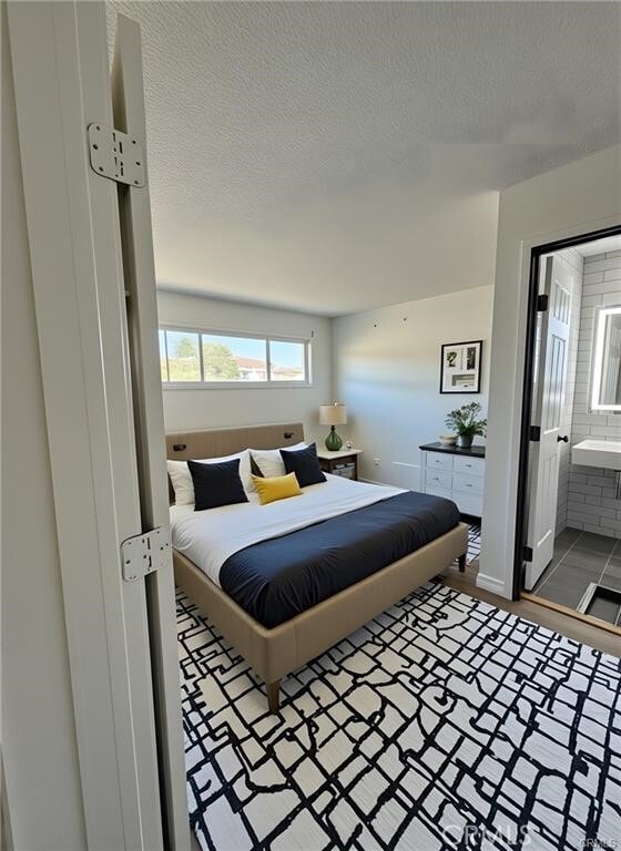 Building Photo - 11742 Jacaranda Ave