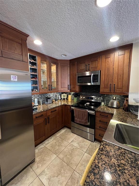 Building Photo - 540 Central Ave