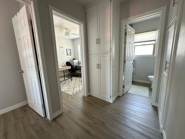 Building Photo - 6110 Blain Pl