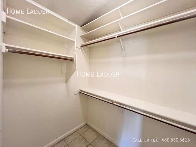 Building Photo - 1739 S Abilene Dr