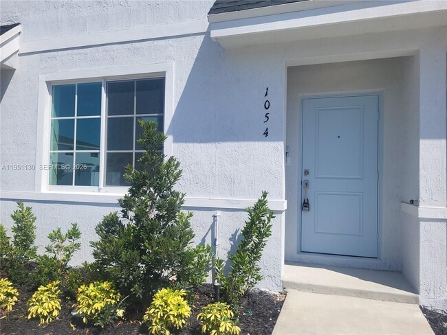 Building Photo - 1054 NW 6th St