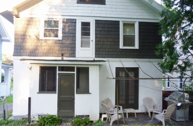 Building Photo - 3 bedroom, near park, close to Ontario