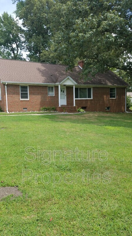 Primary Photo - 3934 E Lewis B Puller Mem Hwy