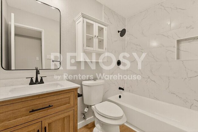 Building Photo - Refreshed Plano Gem  ****Rent Concession - 2nd Month Free****