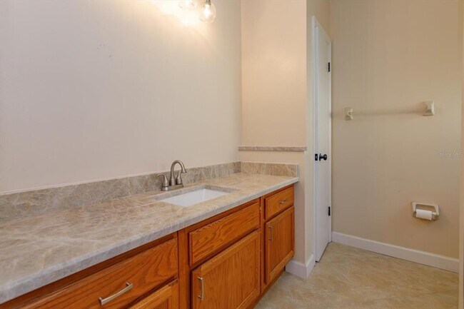 Building Photo - 3711 Linsbury St