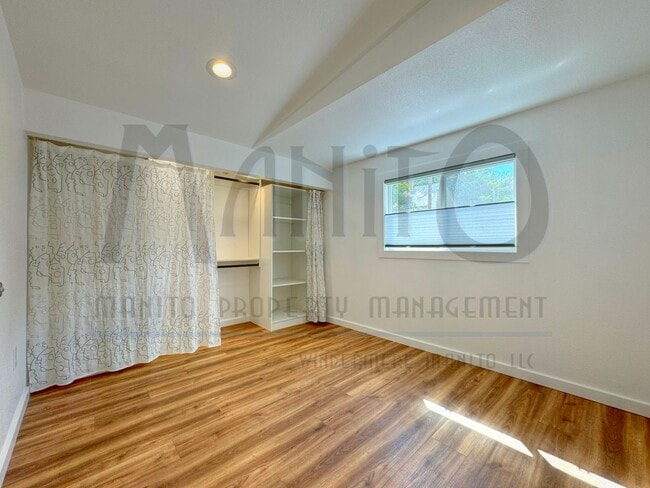 Building Photo - 1631 W 1st Ave