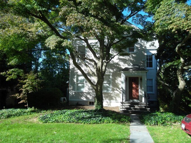 Primary Photo - 95 High St