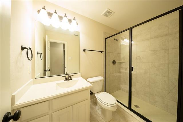 Building Photo - 879 Grassy Shore Ct