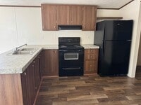 Building Photo - 565 Travis Wy