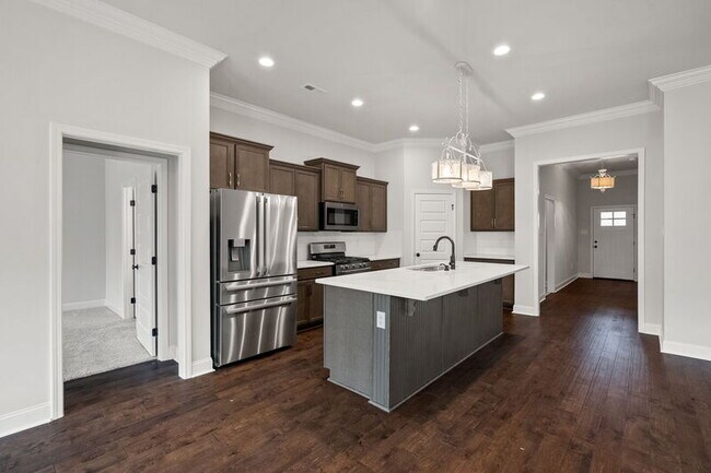 Building Photo - 9023 Mountain Preserve Blvd