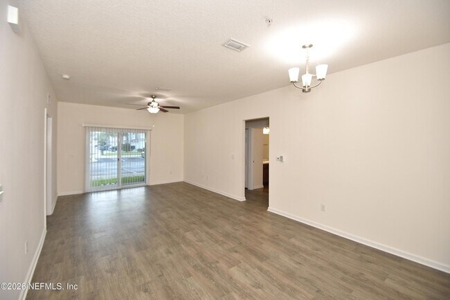 Building Photo - 2211 Golden Lake Loop