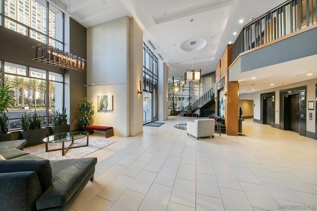 Building Photo - 680 Kettner Blvd