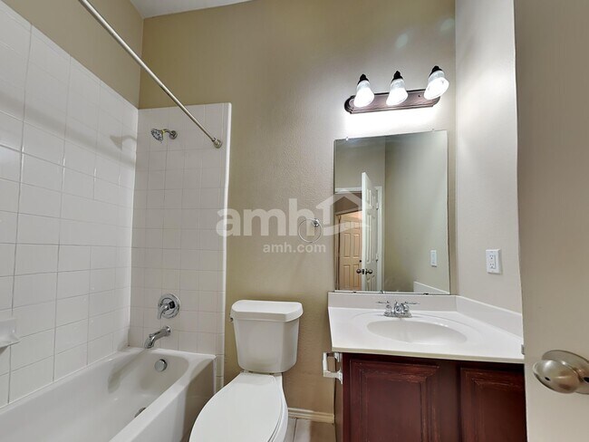 Building Photo - 406 Fireberry Dr