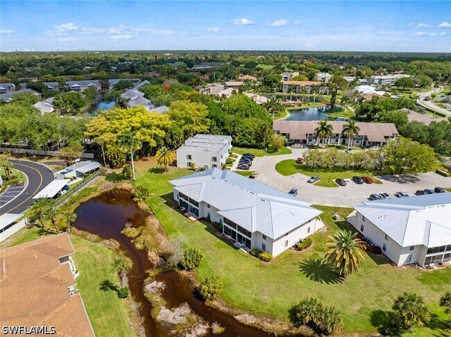 Building Photo - 151 Cypress Way E